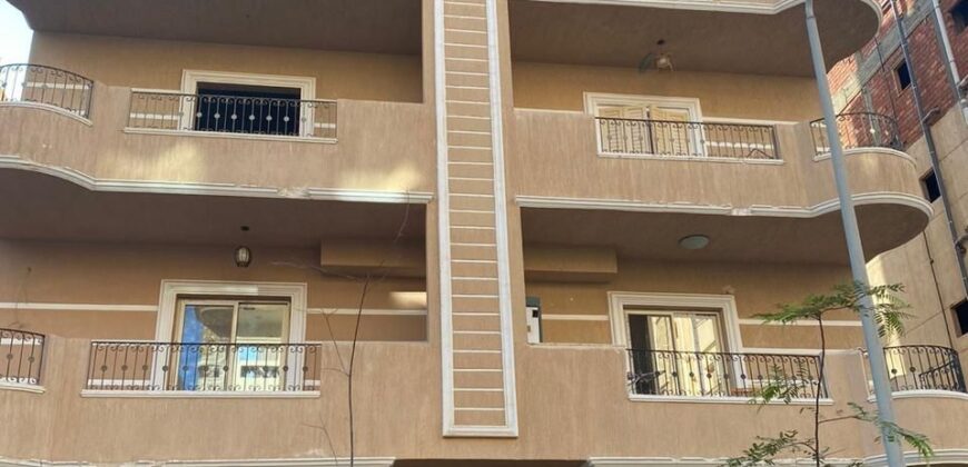 Apartment 155 meters, luxurious finishing, in Judges Compound, in front of Diyar Compound.