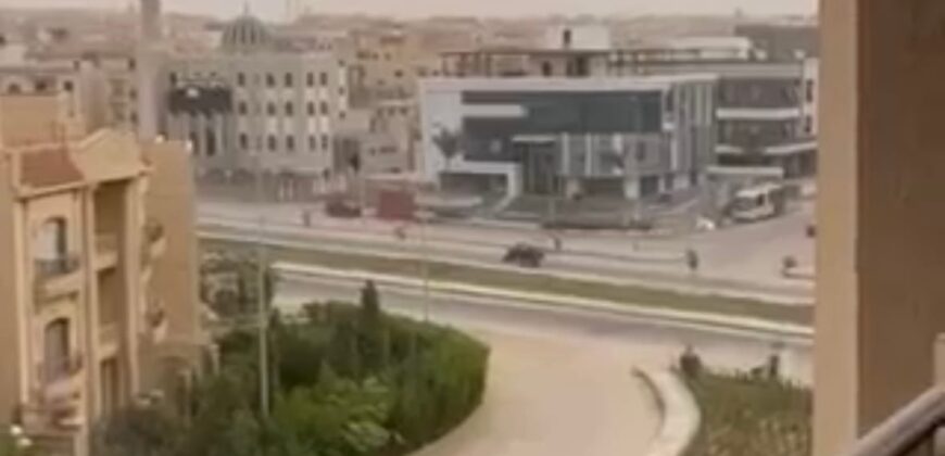 شقه دوبلكس روف ٣٣٠ م بحري بالمستثمرين الجنوبيه خلف كونكورد بلازا