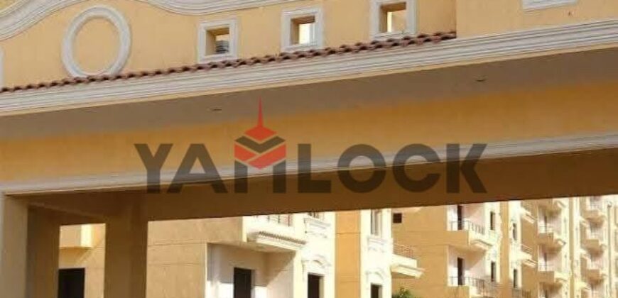 شقه للبيع بكمبوند صفوة الاندلس مستشاري قضايا الدوله علي محور الجامعه الامريكيه مباشر