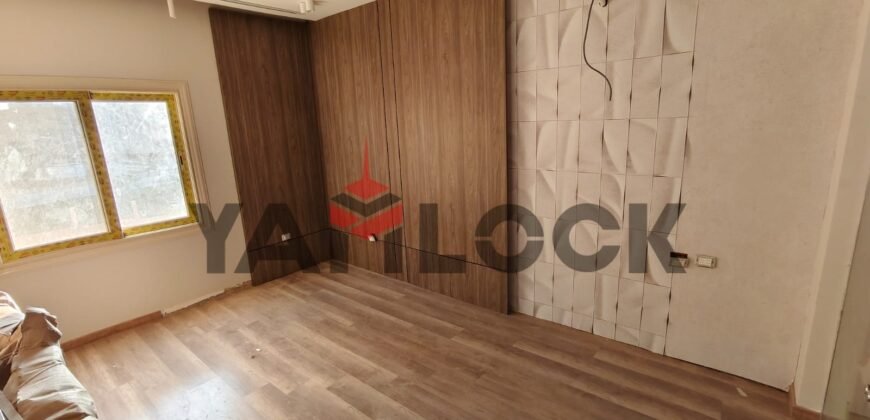 شقه للبيع 300م تشطيب ممتاز مدينه الشروق 2