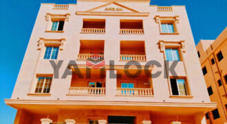 شقه للبيع فى بيت الوطن الحى الثانى j289