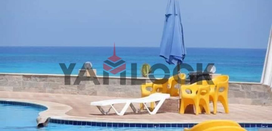 شاليه للبيع في رأس الحكمه قريه لاميرا بيتش بجوار كالي كوست