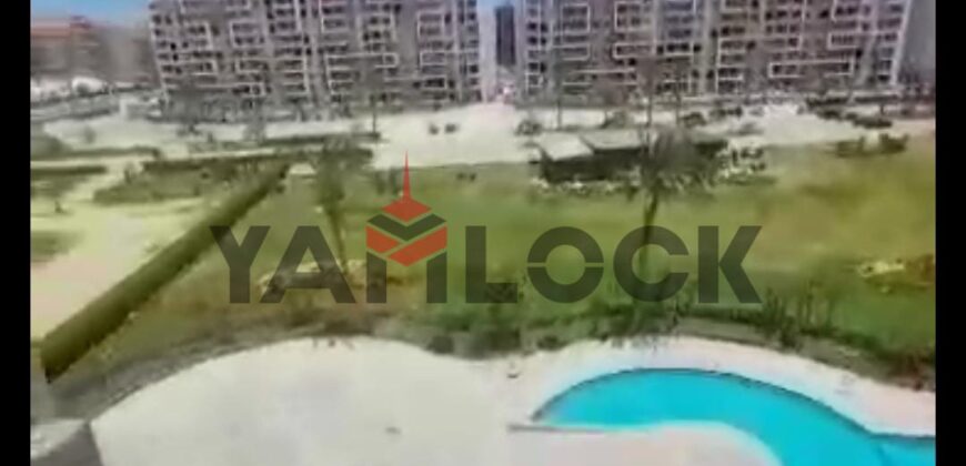 استوديو للبيع فى بورتو جولف مارينا الساحل الشمالى عماره 79