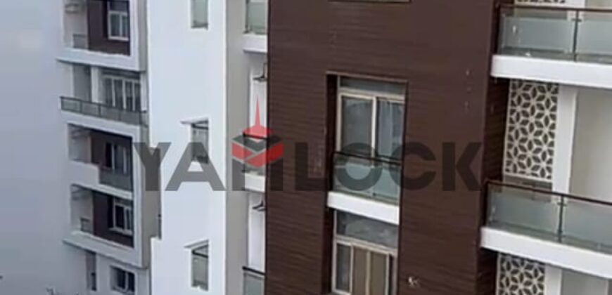 شقه للبيع بدون أوڤر بكمباوند المقصد عمارة ٣٣ بجوار مدرسة Anglo حي R3 D4