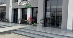 مكتب اداري للايجار 72 م متشطب بالتكيفات في الجولدن سكوير