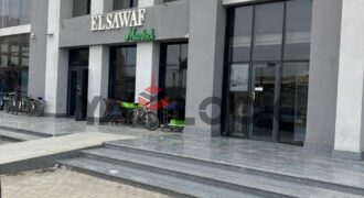 مكتب اداري للايجار 72 م متشطب بالتكيفات في الجولدن سكوير