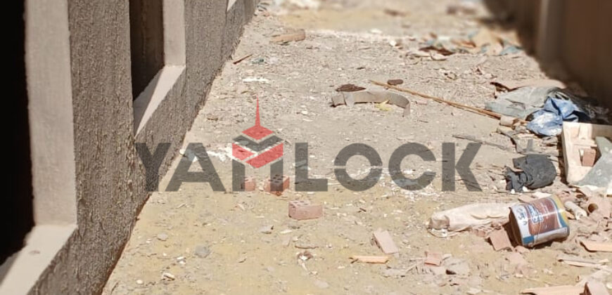 مقر إدارى للايجار فى  فى تقسيم الزهور فى الهضبه العليا فى المقطم