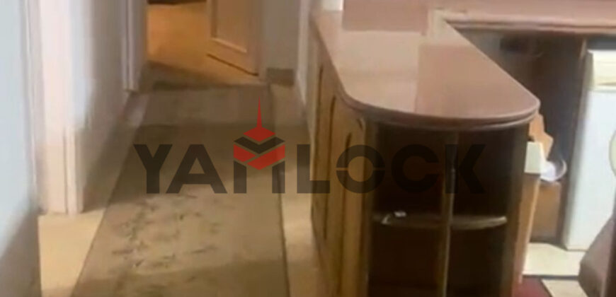 شقة سكنية بشارع محمد حسنين هيكل متفرع من عباس العقاد امام مستشفى دار الحكمة
