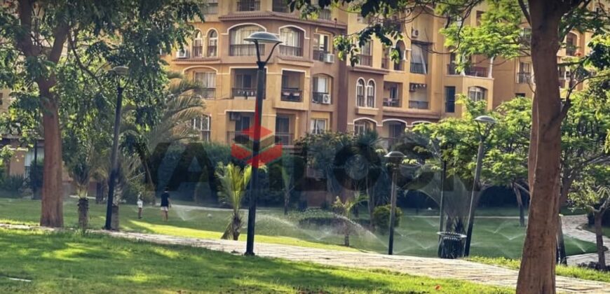 شقه للايجار مفروش فى مدينتي فى ال بى 3 مجموعة 33عمارة 9شقة 1