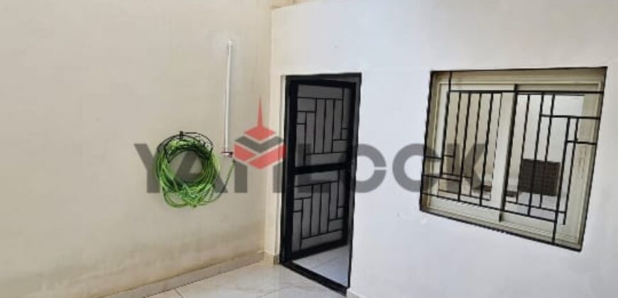 شقه للبيع 130م ارضي في اللوتس الشماليه