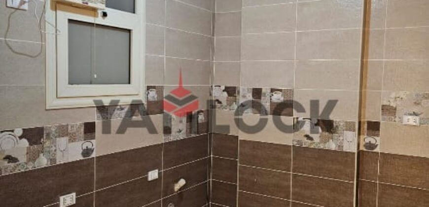 شقه للبيع 130م ارضي في اللوتس الشماليه