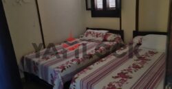 شاليه للبيع بالفرش فى قرية هيليوبيتش حديقه خاصه ومدخل خاص رووف كامل بجلسه كبيره