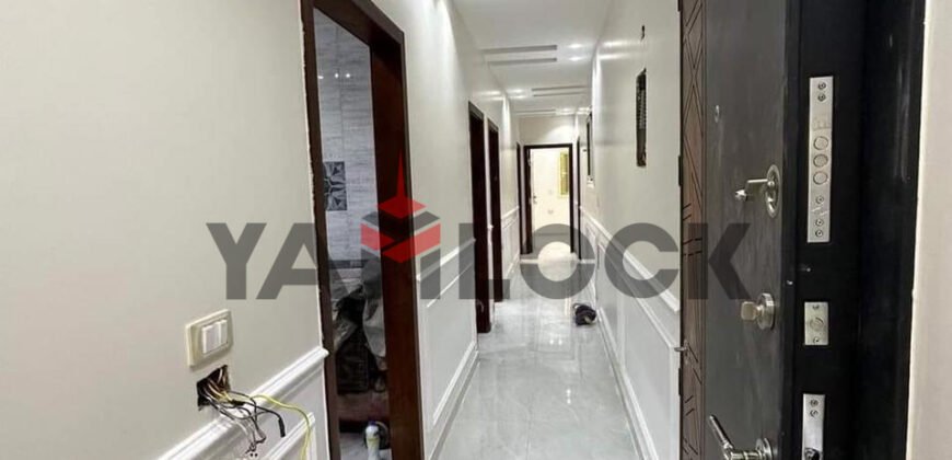 شقه للبيع الحى الخامس فى اكتوبر