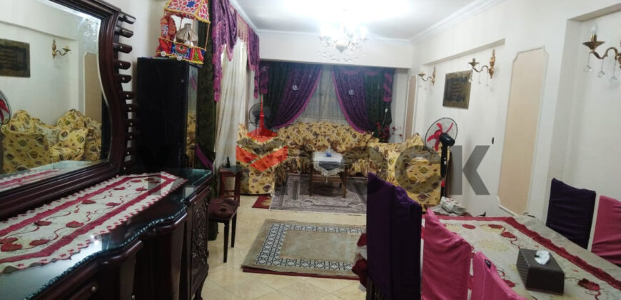 شقه للبيع فى اسكندريه منطقه ڤيكتوريا كاملة العدادات