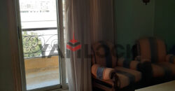 لهواة التميز والفخامة شقة بأرقي أحياء زهراء المعادي بالشطر السابع شقة 216 متر مربع 3 غرف نوم أرضيات باركيه + ريسبشن 3 قطع أرضيات بورسلين رخام + 2 حمام + مطبخ كبير + مدخل العمارة (رخام + مرايات) + فيو مفتوح واجهة غربي بحري + الدور الثاني الكماليات شرفة – موقف سيارات مغطى – مسموح بالحيوانات الأليفة – عداد كهرباء قديم- غاز طبيعى قديم – أسانسير