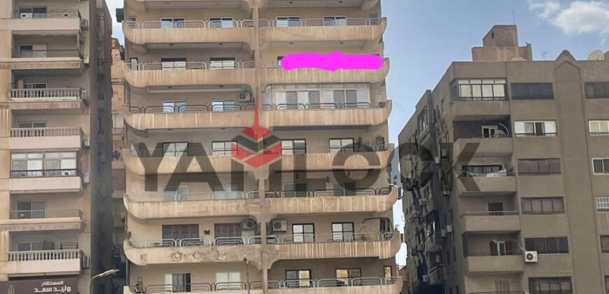 شقه للبيع فى مدينه نصر شارع حسن المأمون