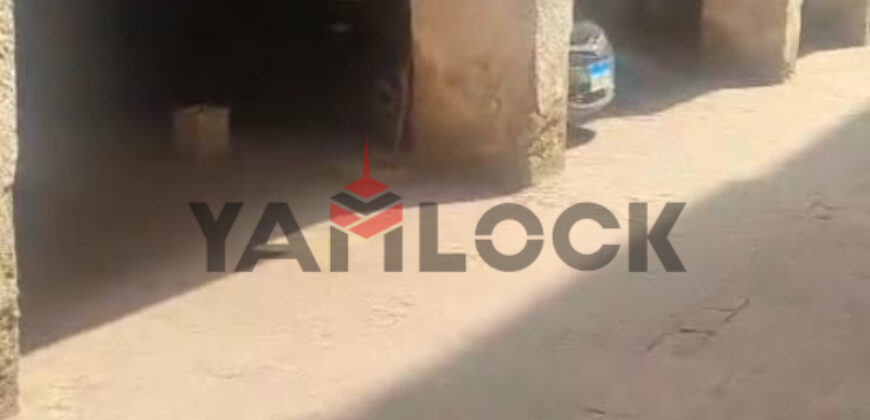 جراج للبيع فى جسرالسويس أمام التجنيد يسع حوالي 80 سياره