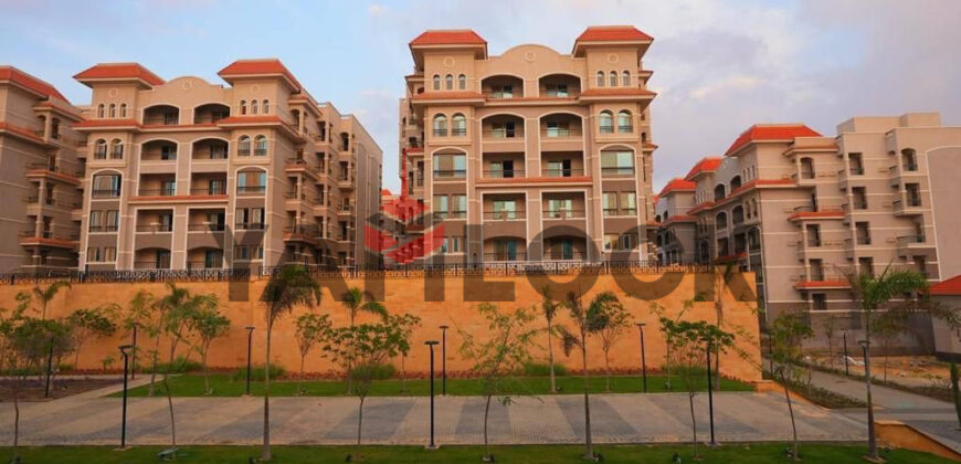 شقه للبيع في كمبوند جاردن هايتس