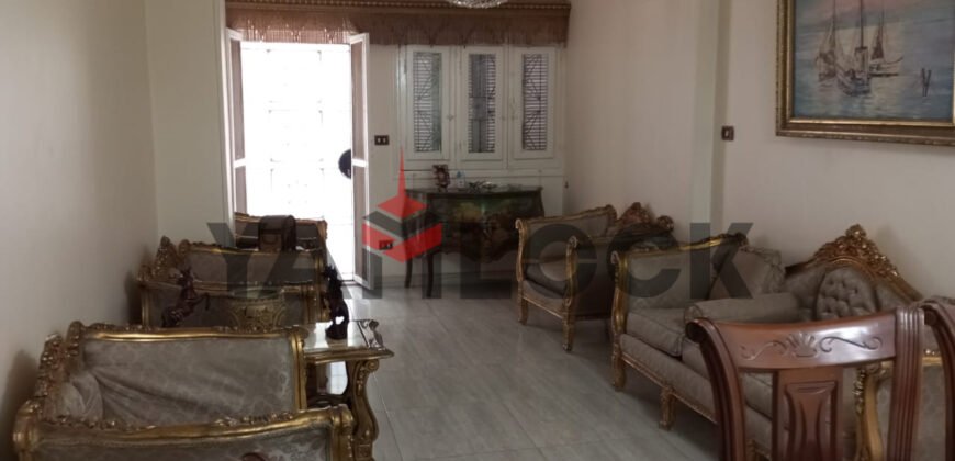 شقة للبيع١٣٠ م متفرع من شارع عباس العقاد مدينة نصر