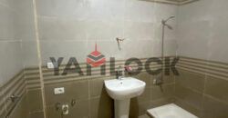 شقه للايجار بالشروق ٢ المنطقة الخامسة عمارات تاني نمرة من طريق الحريه