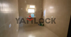 شقه للايجار بالشروق ٢ المنطقة الخامسة عمارات تاني نمرة من طريق الحريه