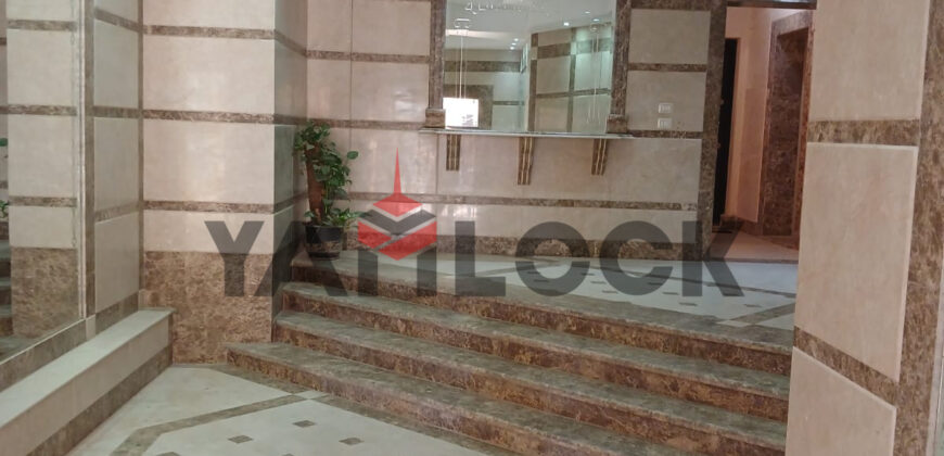 شقة للبيع في المنطقه الخامسه عمارات المجاوره الرابعه قطعه 71