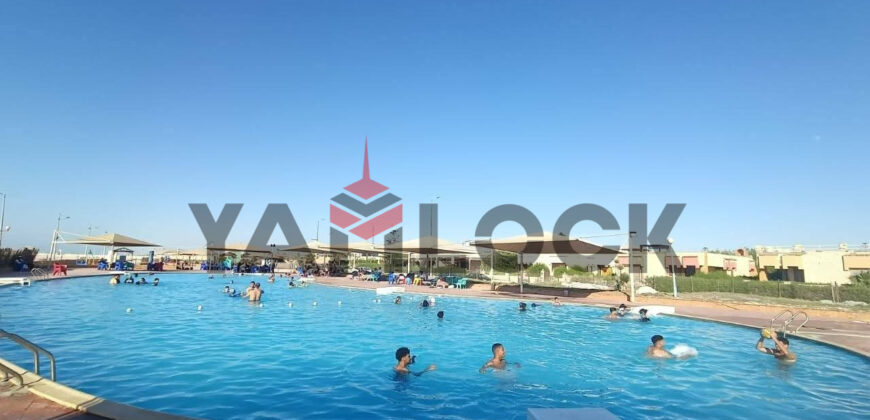 شاليه بحديقة خاصة للبيع بقرية الميراچ الكيلو ٤٢ بالساحل الشمالي