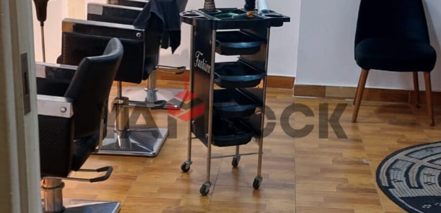 شقة تجاري للإيجار قانون جديد في سان استيفانو محطه الرمل