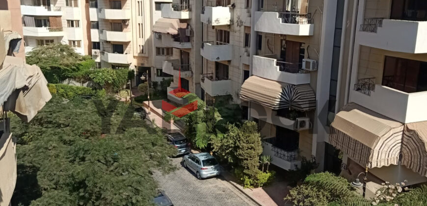 شقة للبيع المربع الذهبي للتجمع الخامس امام مدرسه ايليت “كومباوند حي عربيه”