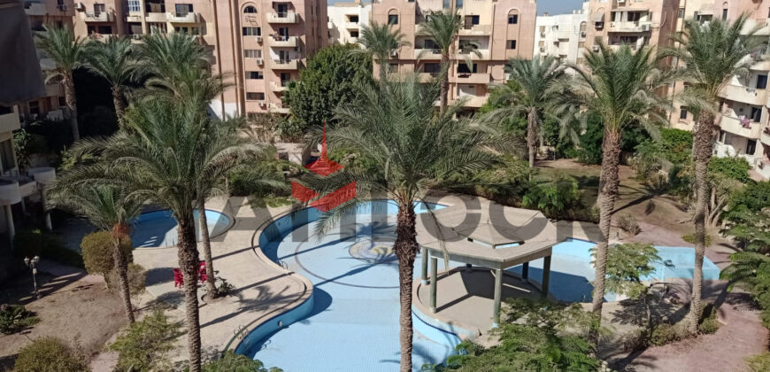 شقة للبيع المربع الذهبي للتجمع الخامس امام مدرسه ايليت “كومباوند حي عربيه”