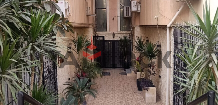 شقة للبيع المربع الذهبي للتجمع الخامس امام مدرسه ايليت “كومباوند حي عربيه”