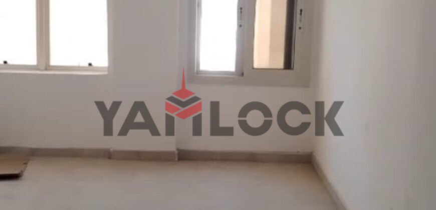 شقه للايجار فى العاصمة الإدارية الجديدة ب R3 كمبوند ال D8  أمام البرج الايقونى
