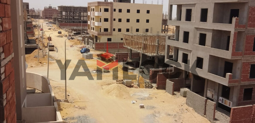 شقه للبيع فى بيت الوطن الحي الرابع عماره 159H