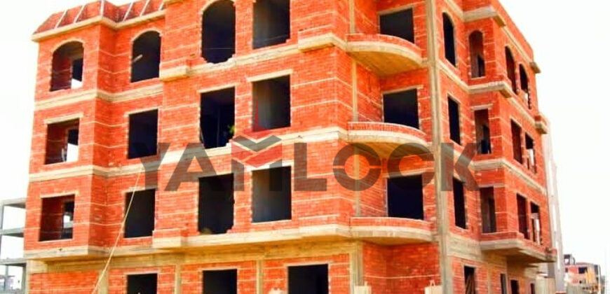 شقه للبيع فى بيت الوطن الحي الرابع عماره 159H