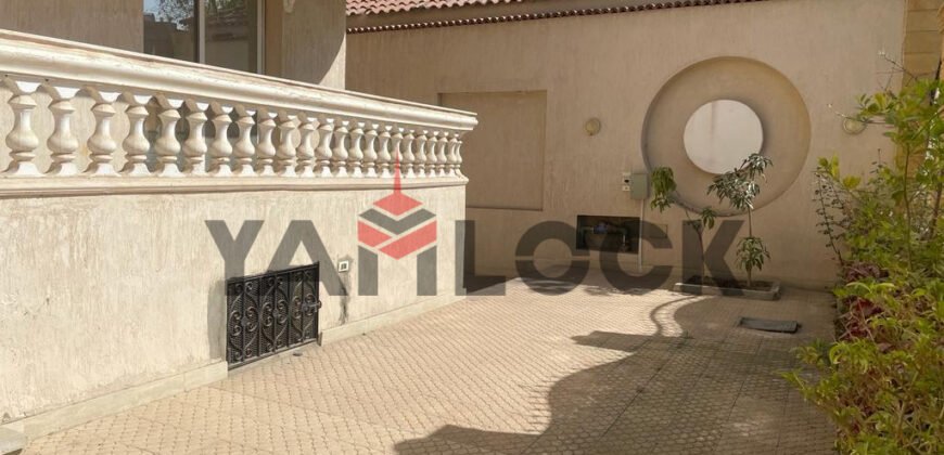 فيلا ف جولف سيتى العبور فيلا ف جولف سيتى العبور