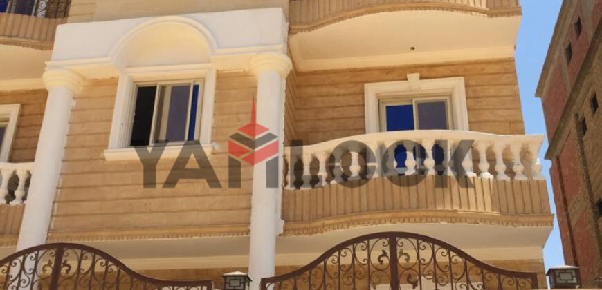 عماره للايجار في اكتوبر التوسعيات2000 قطعه شقق منفصله