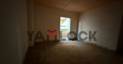 شقه للبيع في العبور 300م