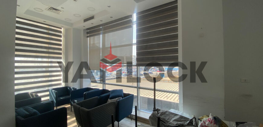 مكتب للايجار في افضل مول في التجمع الخامس توب ناينتي علي التسعين الجنوبي