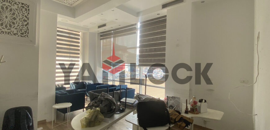 مكتب للايجار في افضل مول في التجمع الخامس توب ناينتي علي التسعين الجنوبي