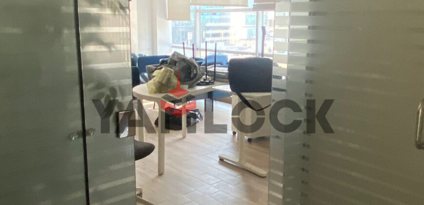 مكتب للايجار في افضل مول في التجمع الخامس توب ناينتي علي التسعين الجنوبي