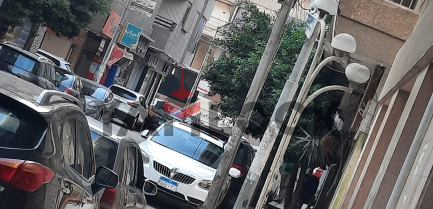 محل للبيع 70م شارع عمر بن الخطاب بجوار مكتب تامينات اول المنصوره