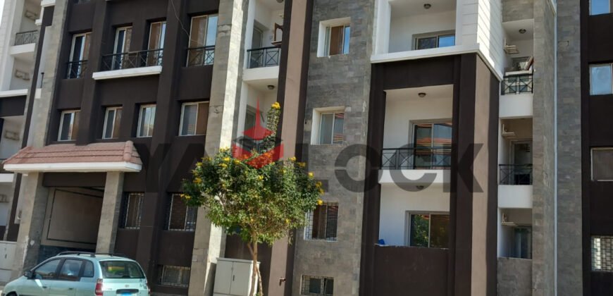 شقه للبيع واجهه بالكامل امام مدرسة صحارى – العاصمة الادارية