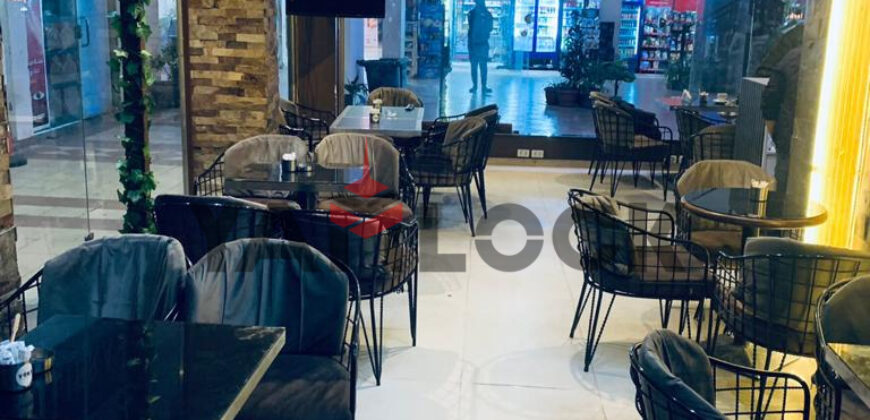 محل للبيع في مدينه الشروق أمام الجامعة البريطانية