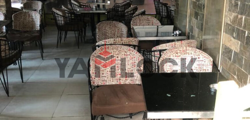 محل للبيع في مدينه الشروق أمام الجامعة البريطانية