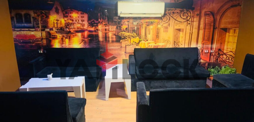 محل للبيع في مدينه الشروق أمام الجامعة البريطانية