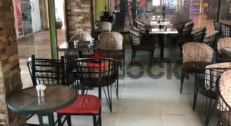 محل للبيع في مدينه الشروق أمام الجامعة البريطانية