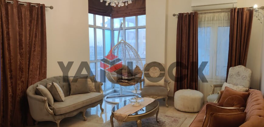 شقة داخل فيلا في المجاورة الخامسة التجمع الاول