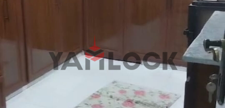 شقه مفروشة للإيجار في فيكتوريا أمام قسم المنتزه