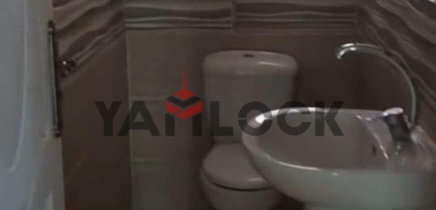 شقة للايجار في الحي الثالث شرق المجاوره ٤ – الشروق