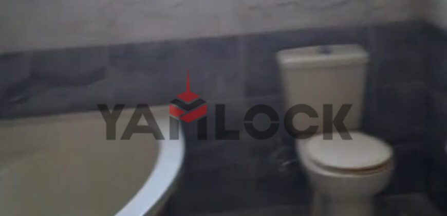 شقة للايجار في الحي الثالث شرق المجاوره ٤ – الشروق